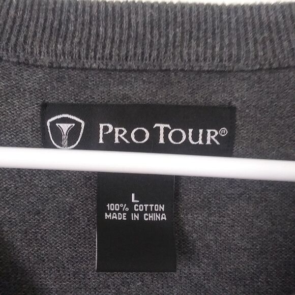 Pro Tour men's large Argyle Sweater Vest, Grey and Purple - Picture 2 of 5